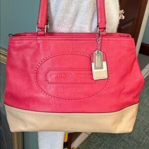 Coach Hampton Red and Tan Tote Bag  Shoulder bag  soft smooth leather Excellent